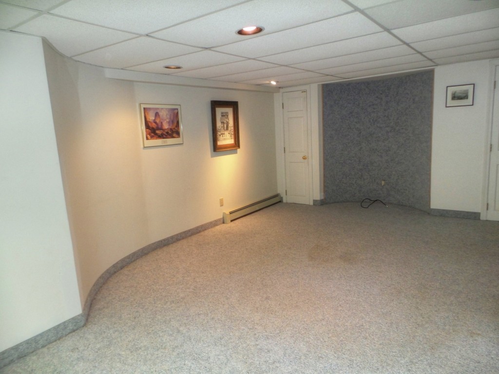 924 Pond Road Hinesburg, VT 05461 - Photo 28 of 36