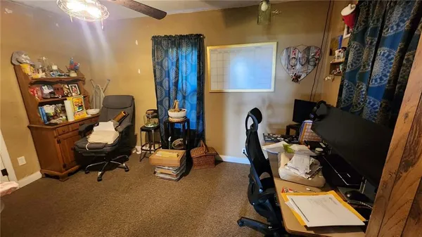 $164,500 | 2357 160th Highway, Columbus, KS 66725