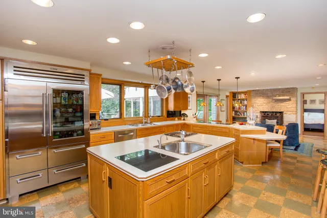 $3,000,000 | 260 Cafferty Road, Pipersville, PA 18947