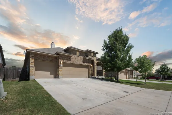 $2,200 | 1614 Sun Canyon Boulevard, New Braunfels, TX 78130