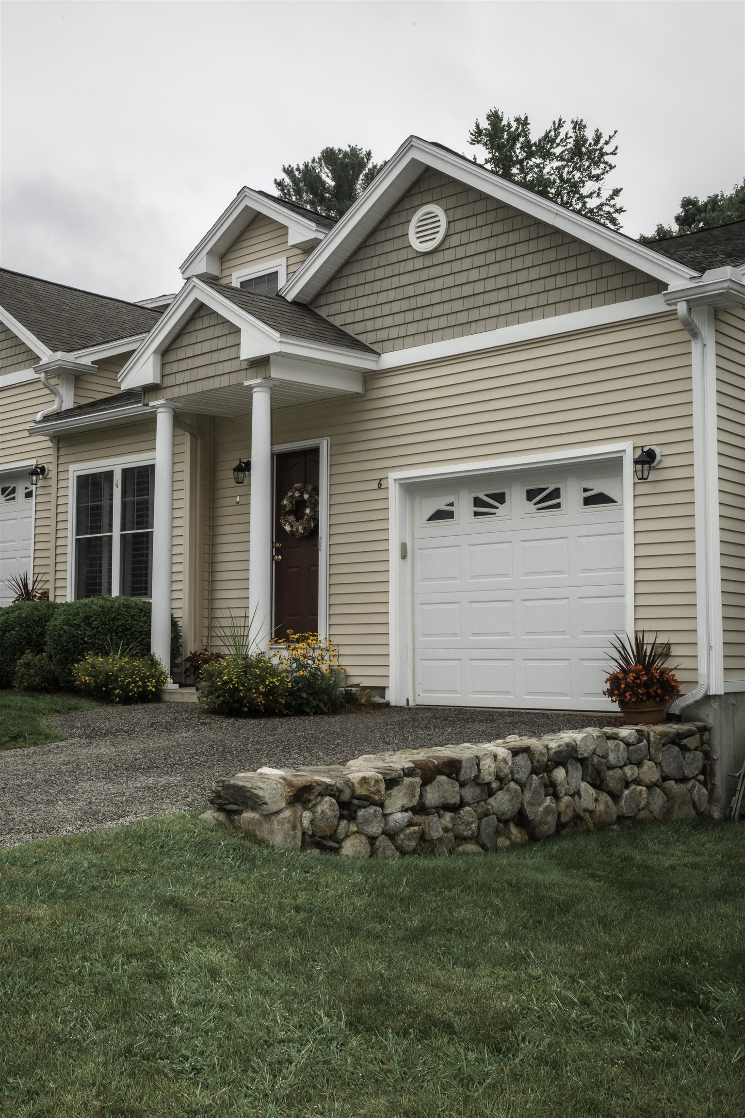 6 Winterberry Road Pelham, NH 03076 - Photo 2 of 15 Gallery Image 2