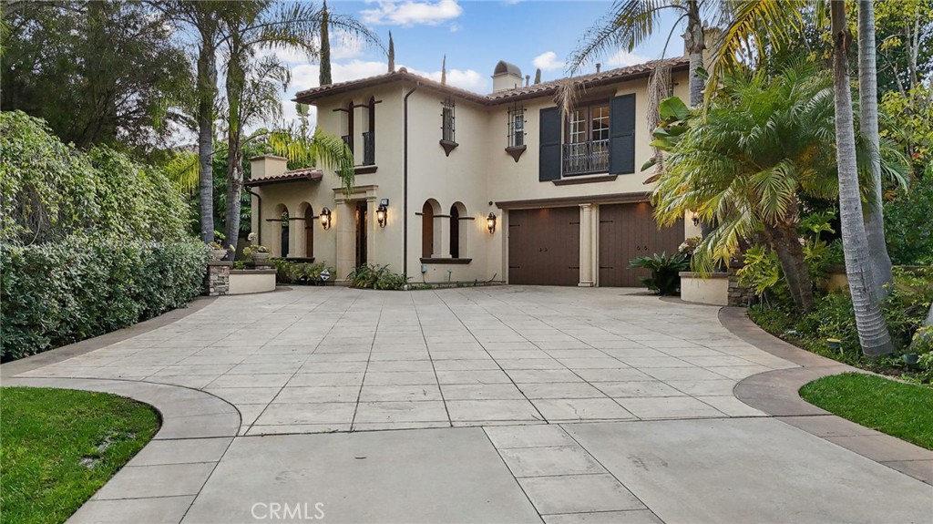 33 Basilica Place Ladera Ranch, CA 92694 - Photo 8 of 61 front view of a house