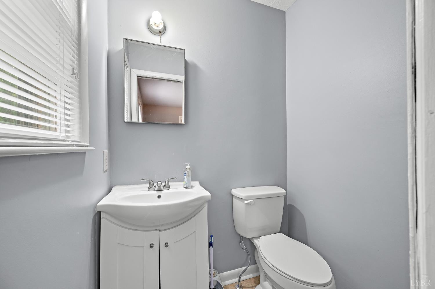 969 Hawkins Road Evington, VA 24550 - Photo 21 of 40 Primary bedroom 1/2 bath