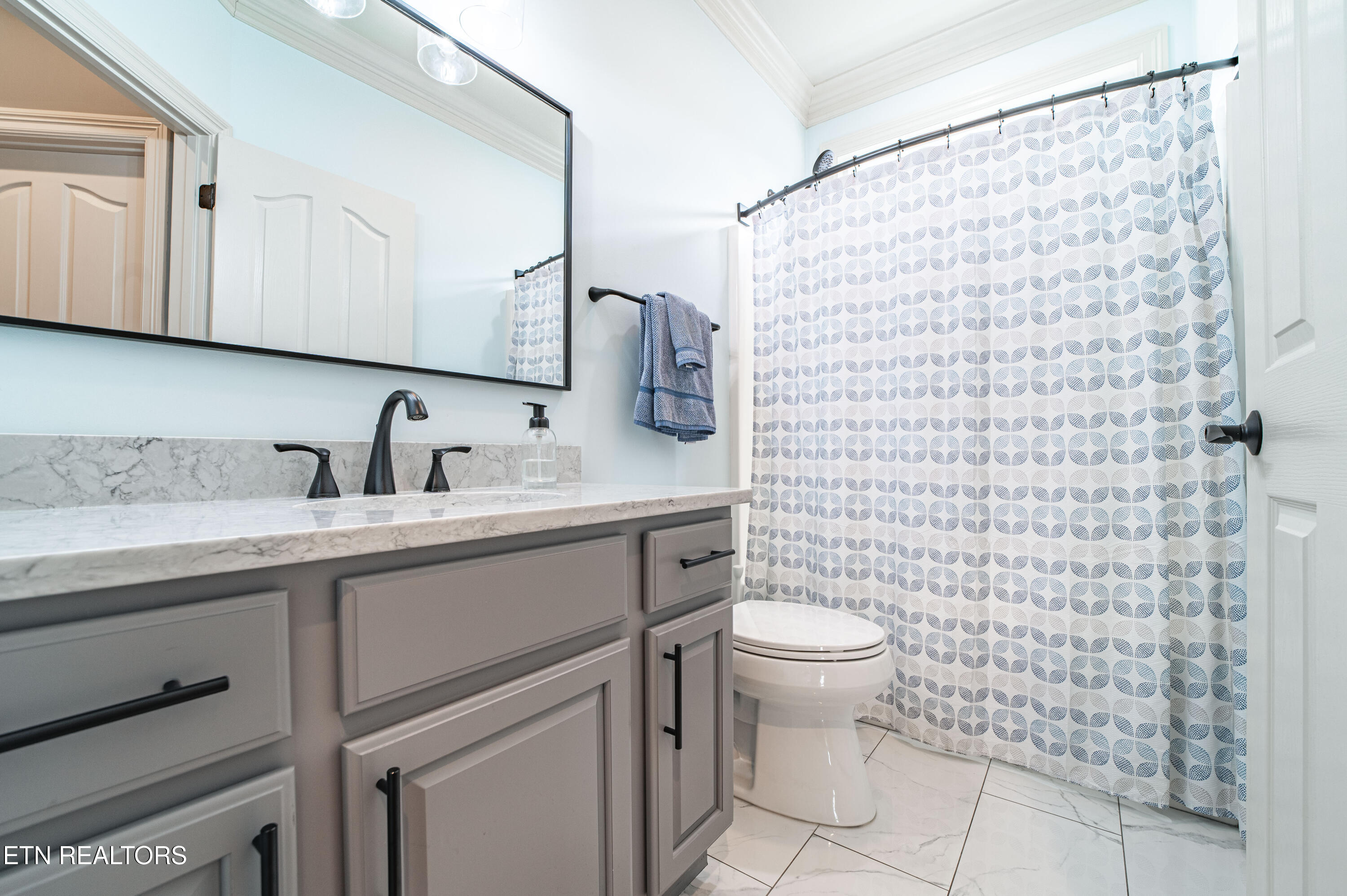 1267 Woodsboro Road Knoxville, TN 37922 - Photo 22 of 55 1267-woodsboro-edits-28