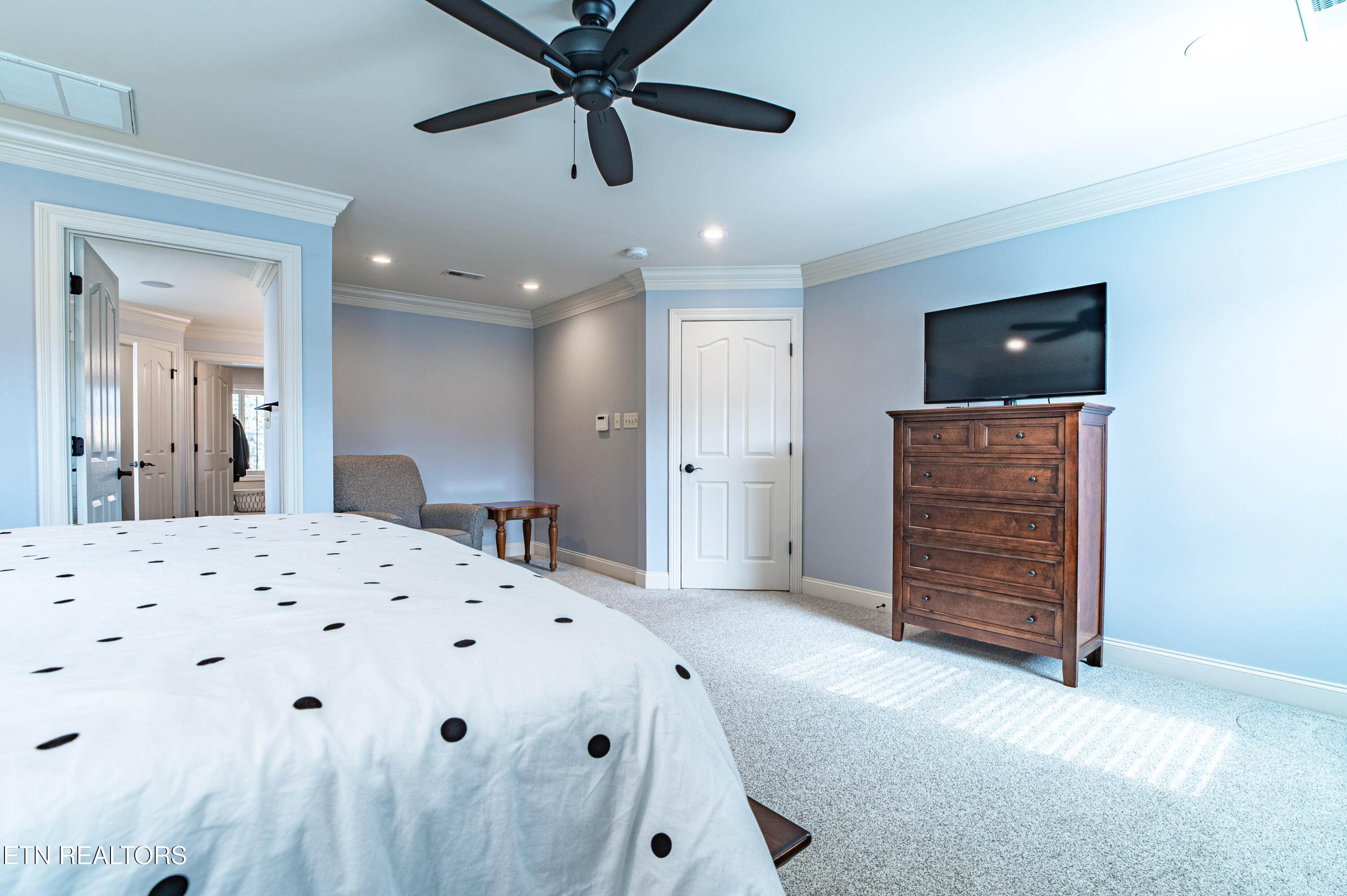 1267 Woodsboro Road Knoxville, TN 37922 - Photo 29 of 55 1267-woodsboro-edits-52