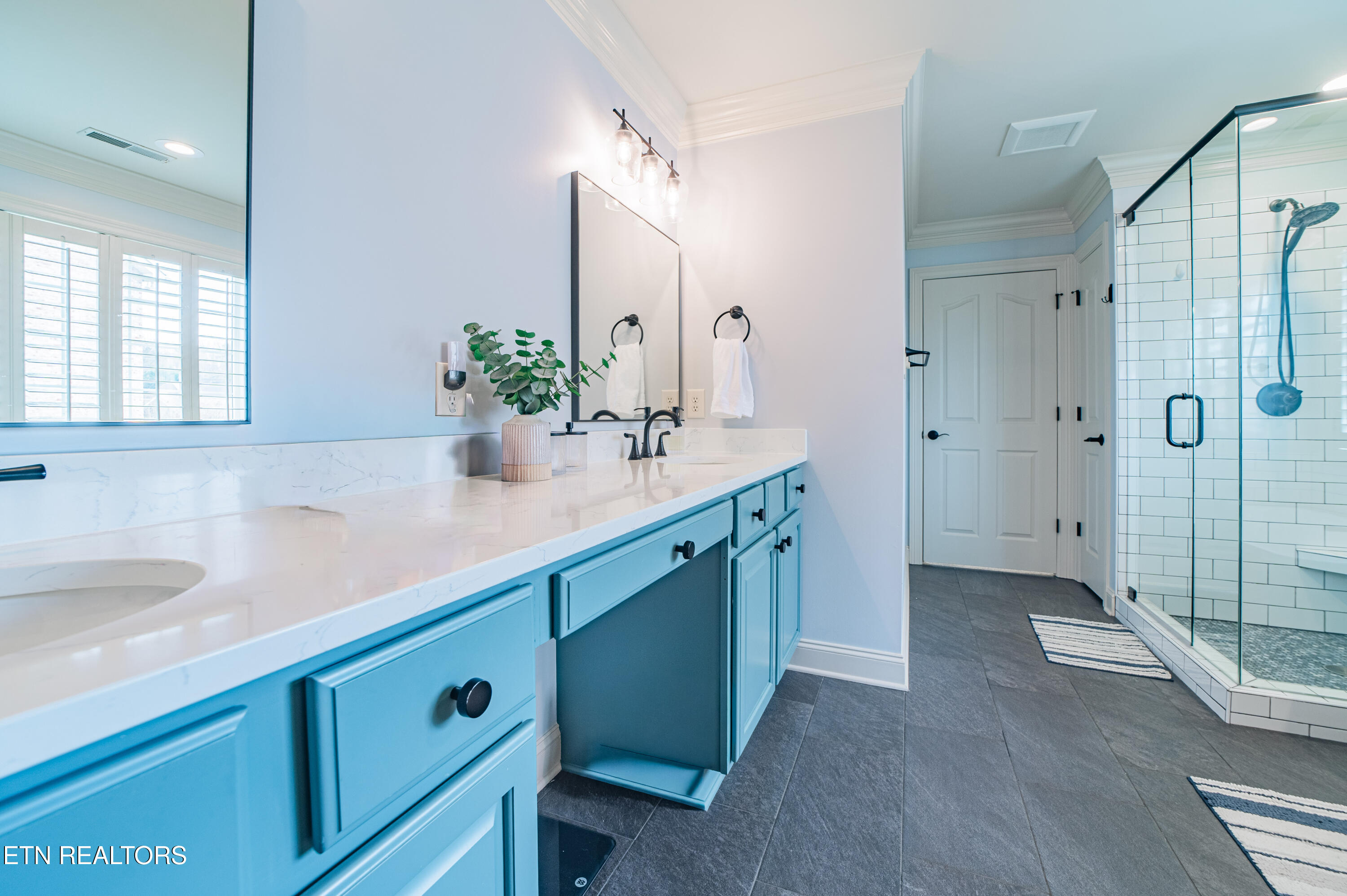 1267 Woodsboro Road Knoxville, TN 37922 - Photo 34 of 55 1267-woodsboro-edits-58