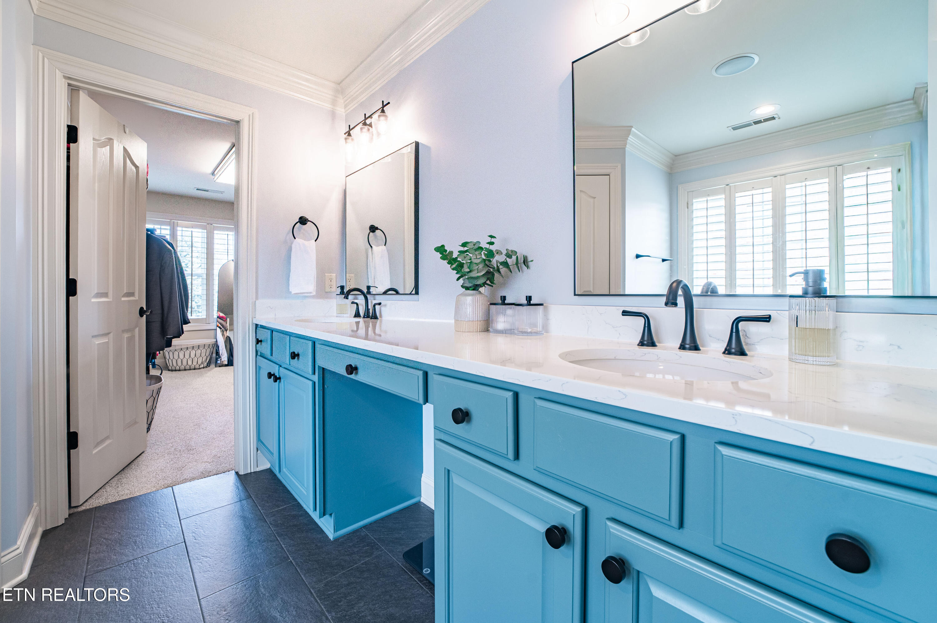 1267 Woodsboro Road Knoxville, TN 37922 - Photo 35 of 55 1267-woodsboro-edits-59