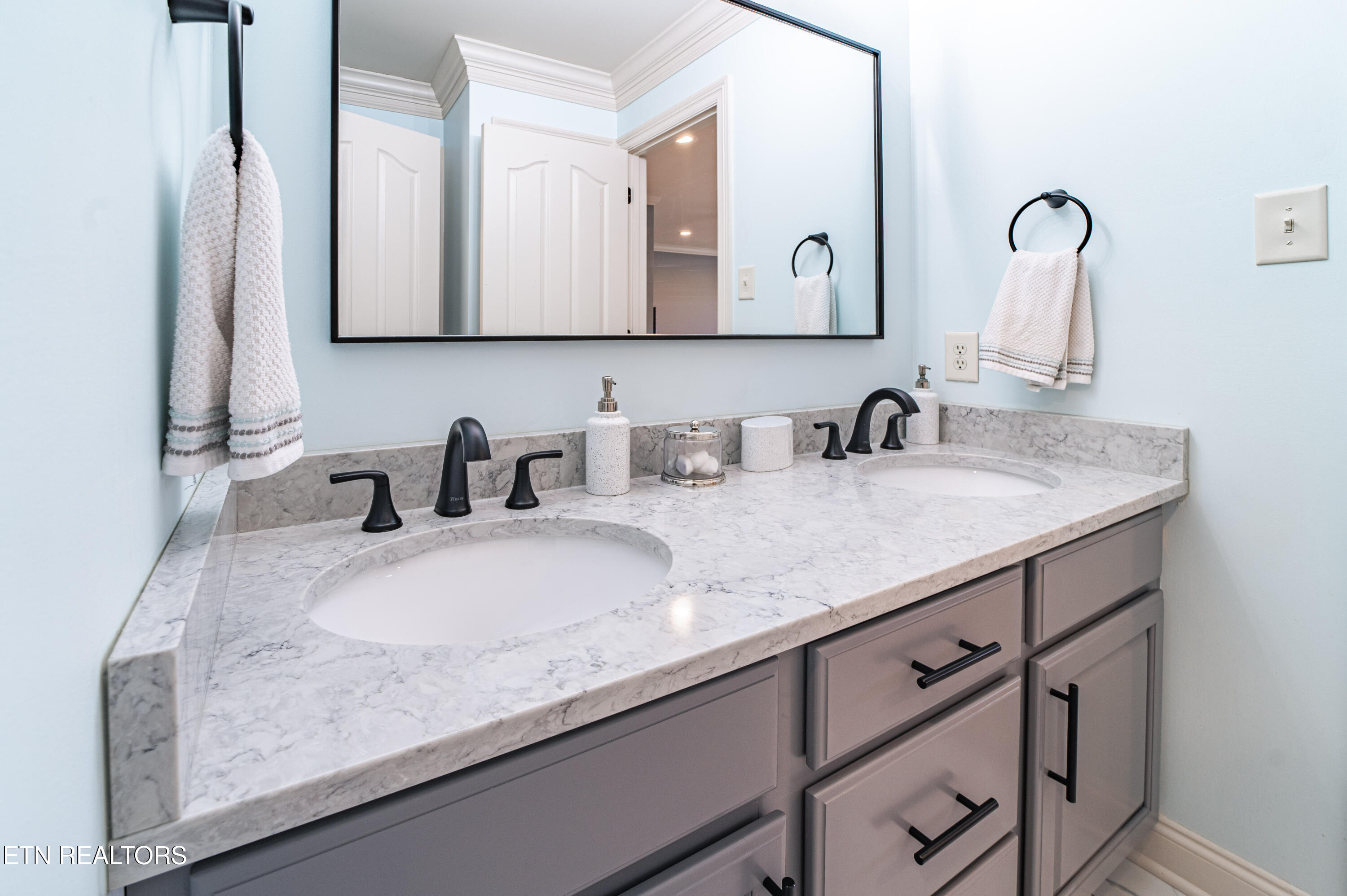 1267 Woodsboro Road Knoxville, TN 37922 - Photo 45 of 55 1267-woodsboro-edits-46