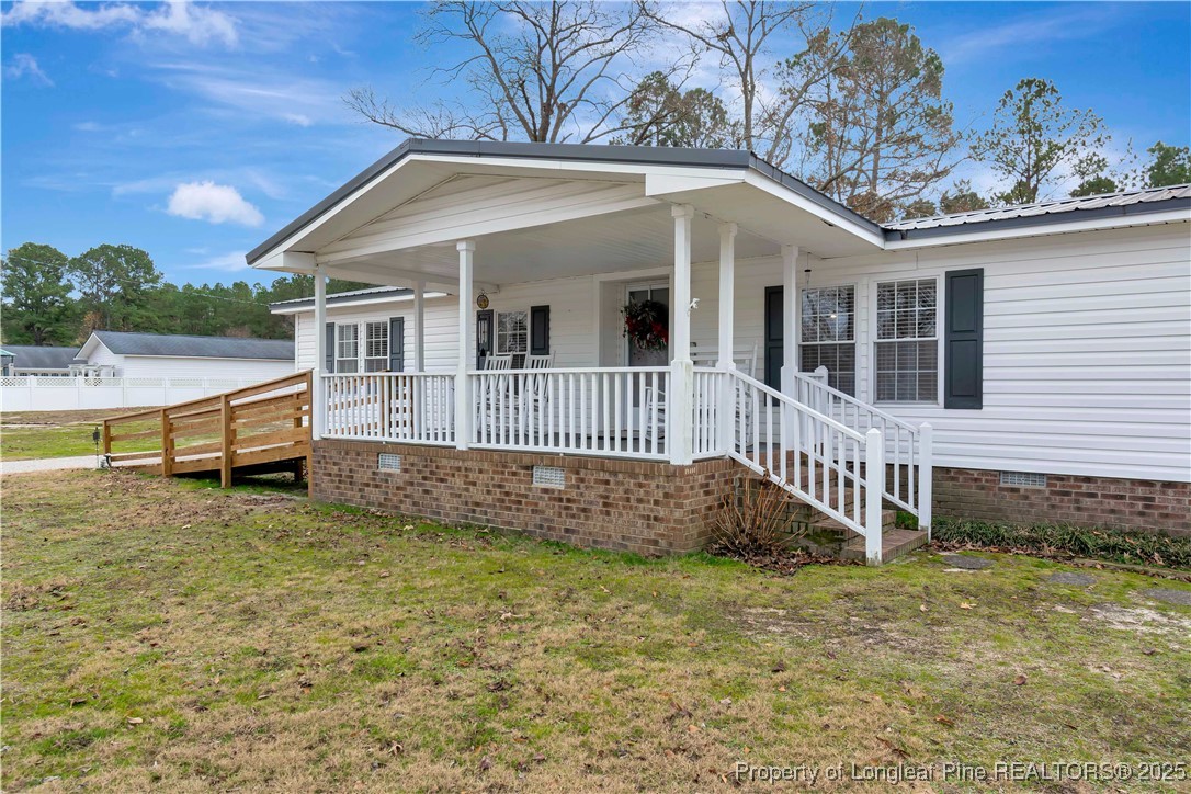 253 Butters Cemetery Road Bladenboro, NC 28320 - Photo 3 of 28