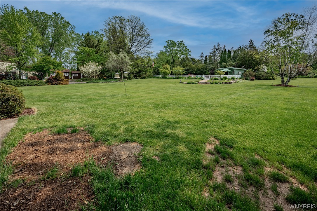 4329 Sunset Drive Lockport Town, NY 14094 - Photo 31 of 46