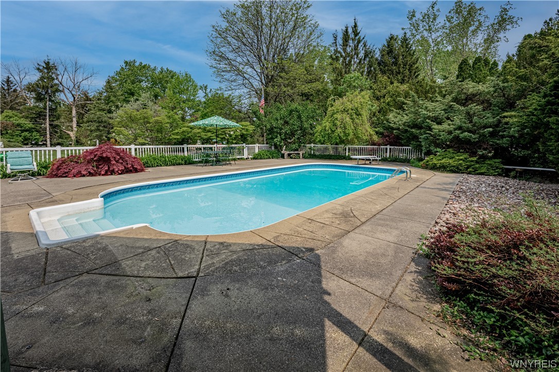 4329 Sunset Drive Lockport Town, NY 14094 - Photo 35 of 46