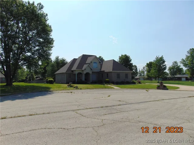 $535,000 | 1932 Mimosa Court, Lebanon, MO 65536