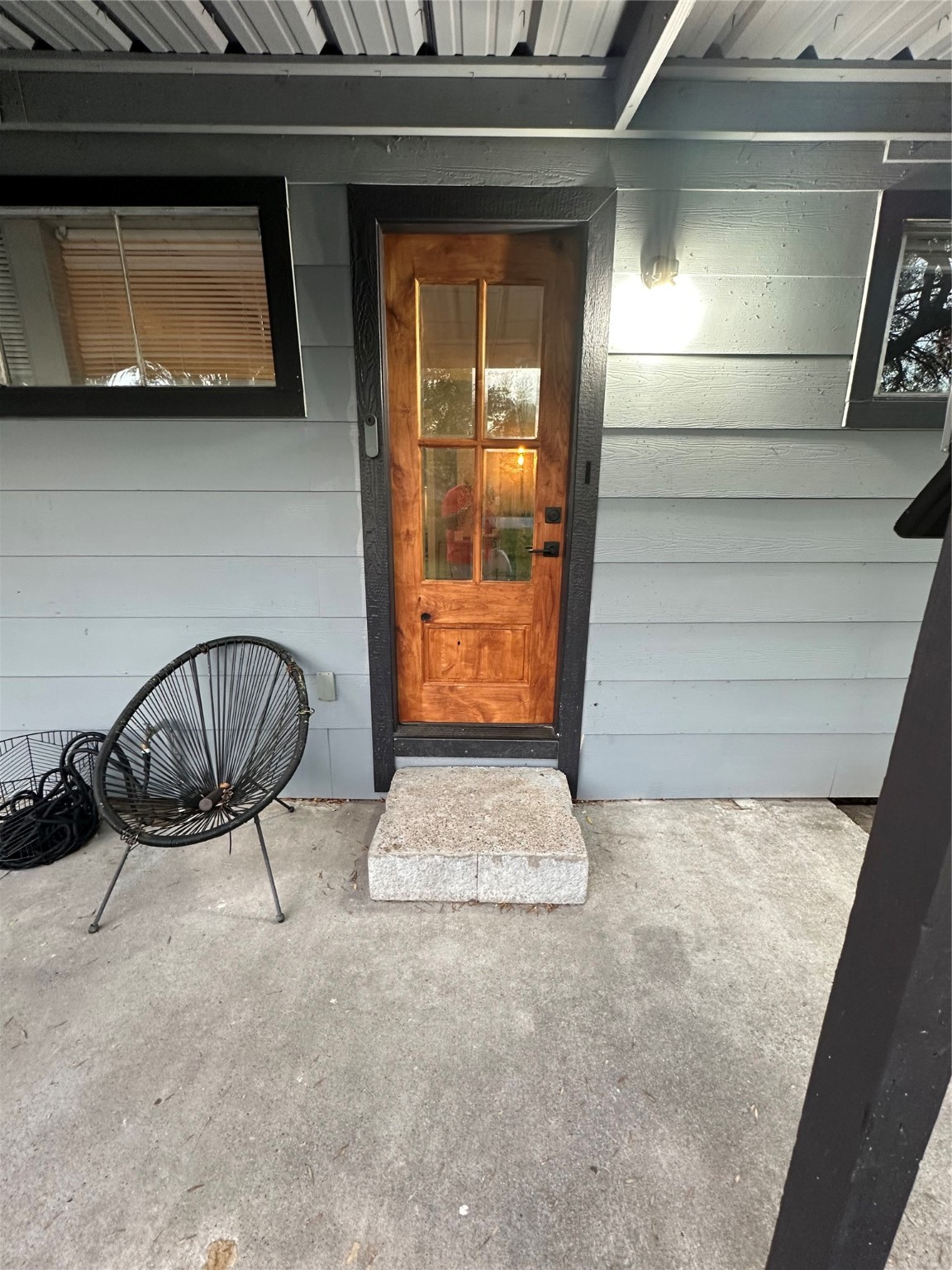 2131 Cromwell Street, Unit D Houston, TX 77093 - Photo 2 of 26 a view of entryway with a fireplace