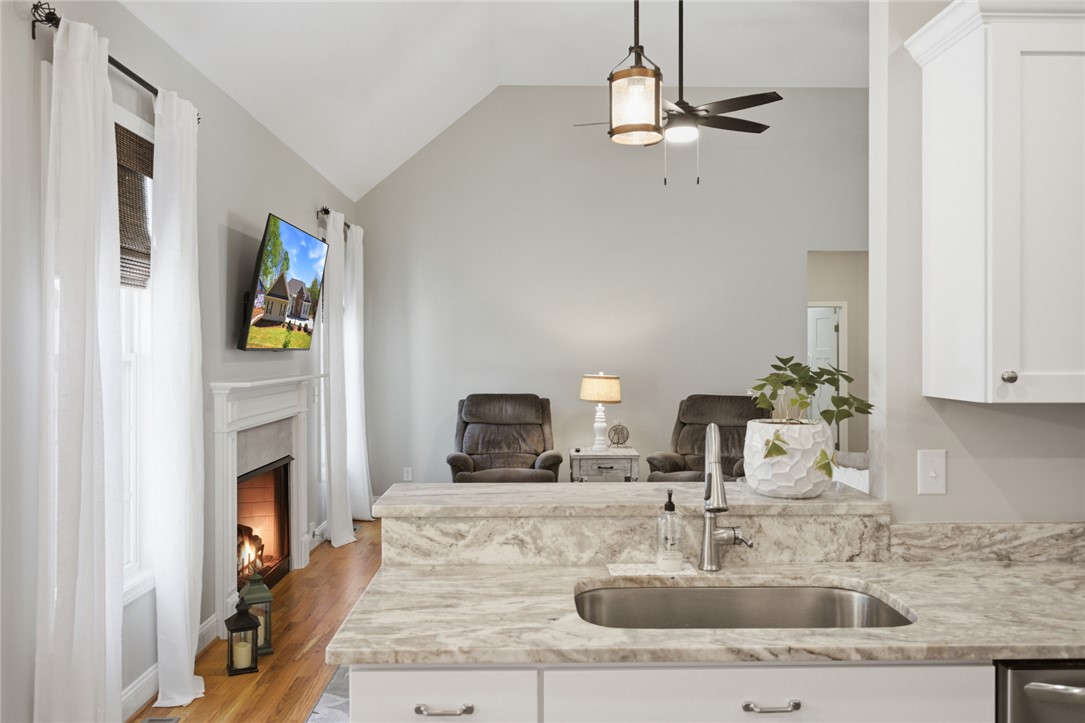 105 Winterbrook Circle Seneca, SC 29678 - Photo 12 of 48