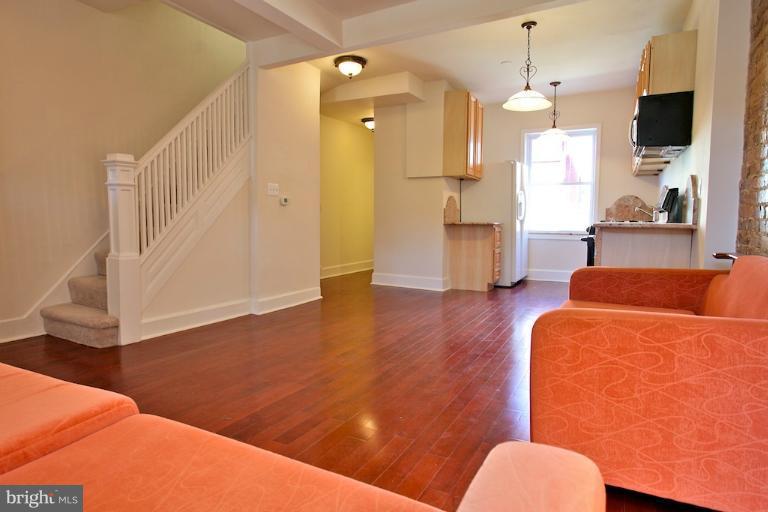 771 Harvard Street Northwest Washington, DC 20001 - Photo 9 of 24 Family Room