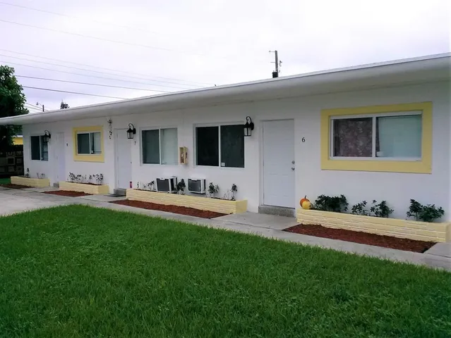 $1,425 | 6208 Dawson Street, Unit 6, Hollywood, FL 33023