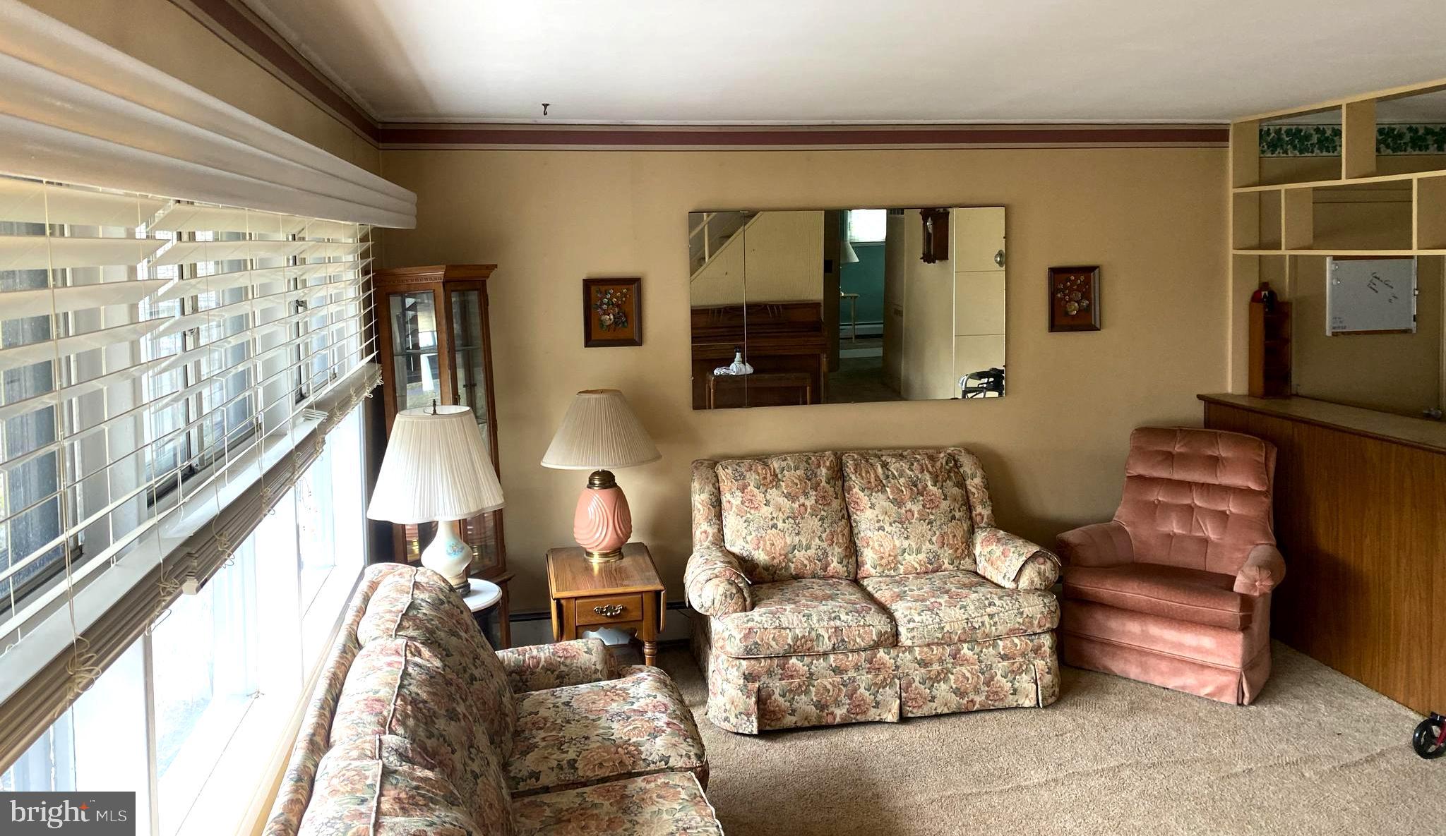 30 Quakeroak Road Levittown, PA 19057 - Photo 17 of 48 Gallery Image 17