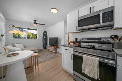 $634,000 | 491 Kilika Place, Unit B, Wailuku, HI 96793