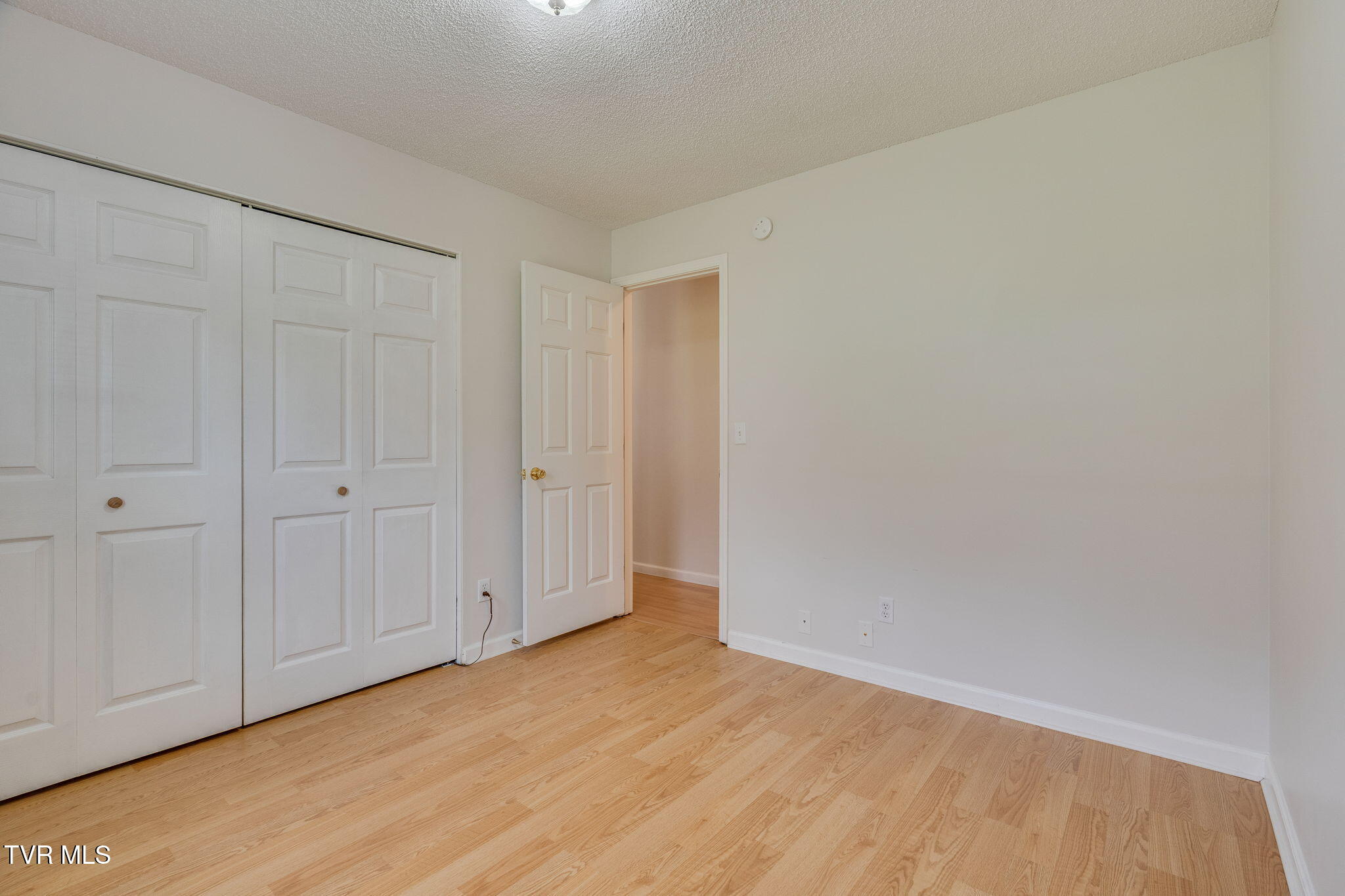 631 South Elm Avenue Erwin, TN 37650 - Photo 18 of 25 018