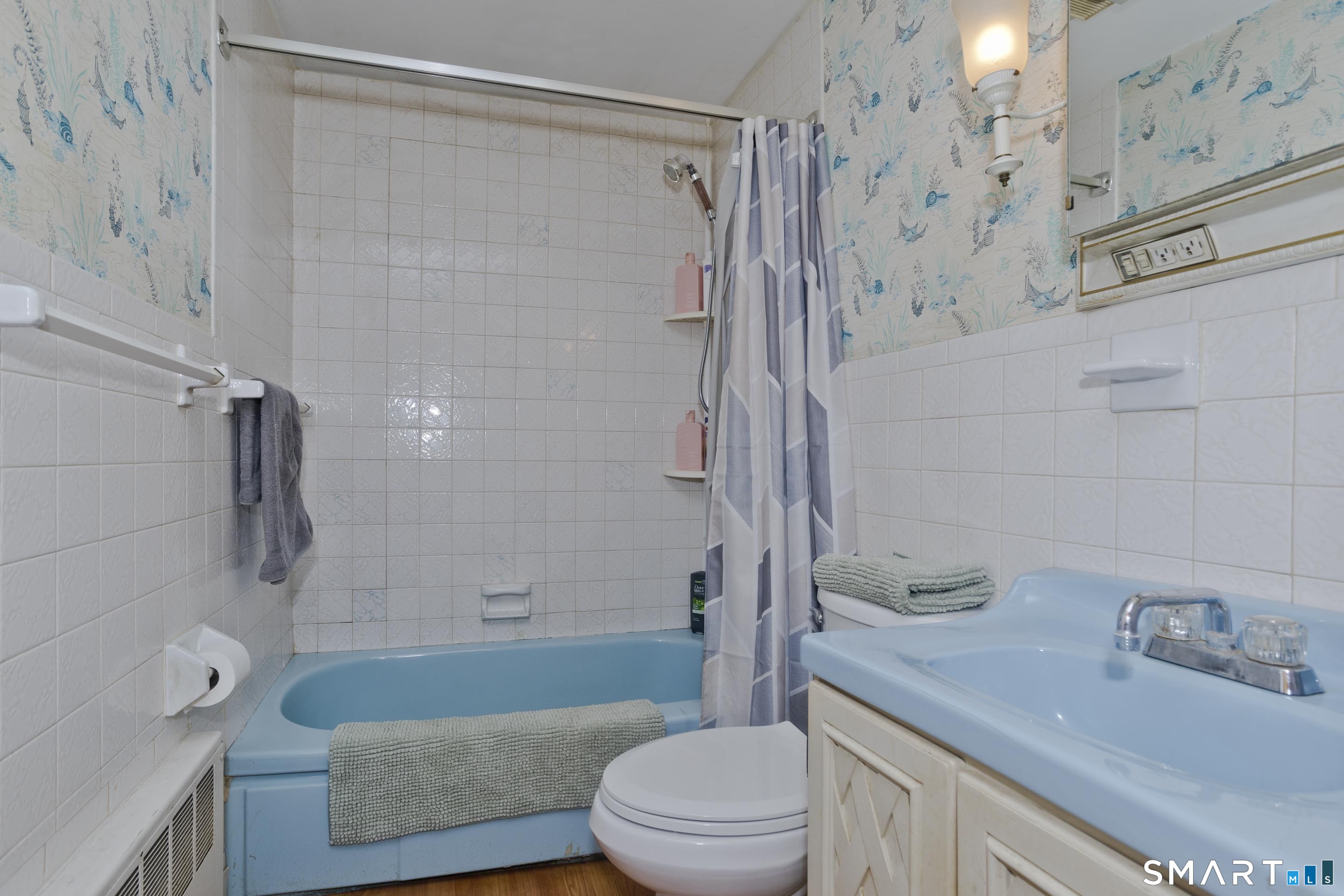 4 Fair Street Enfield, CT 06082 - Photo 21 of 28 Main floor full bath