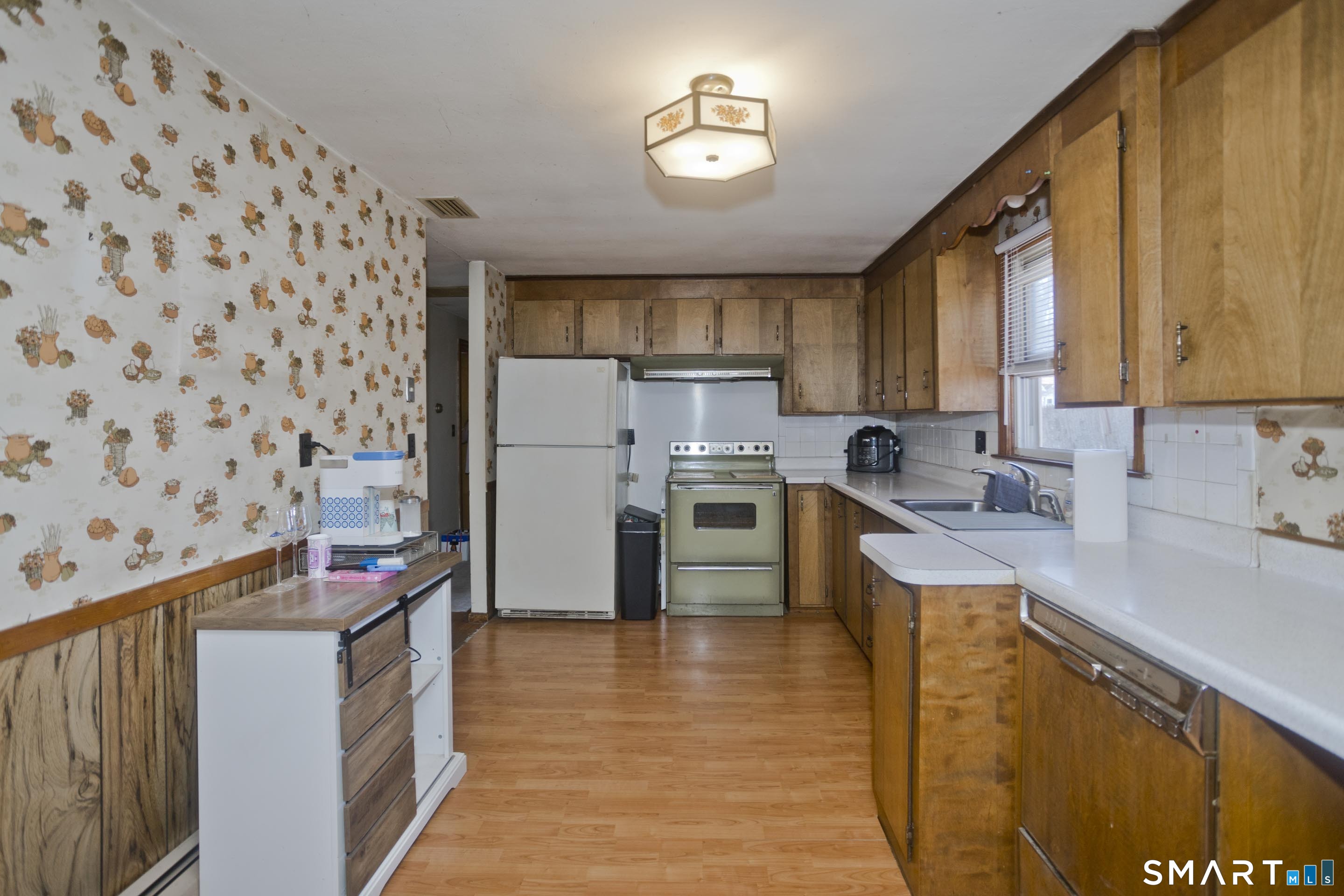 4 Fair Street Enfield, CT 06082 - Photo 9 of 28 Alternate view of the kitchen