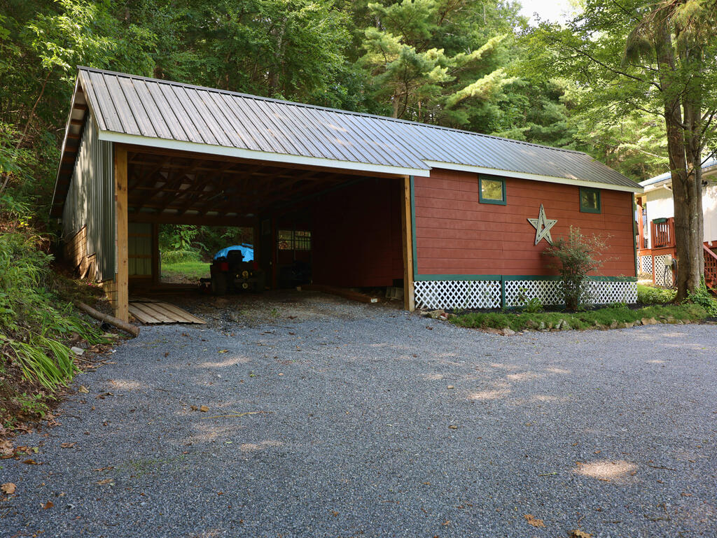 6714 Loop Road Huntingdon, PA 16652 - Photo 16 of 68 Gallery Image 16