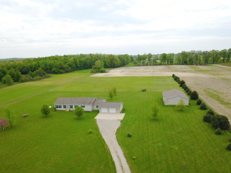 7860 North Branch Road Watervliet, MI 49098 - Photo 35 of 36 IMG_1971