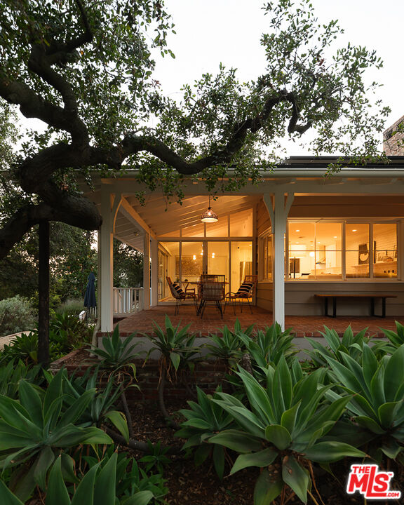 1955 Windover Road Pasadena, CA 91107 - Photo 67 of 73