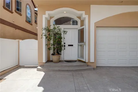 a view of an entryway