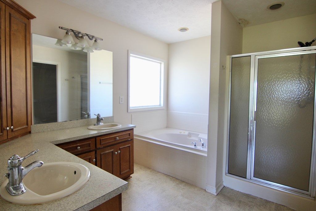 114 McLendon Road Fort Mitchell, AL 36856 - Photo 20 of 37 Master Bath