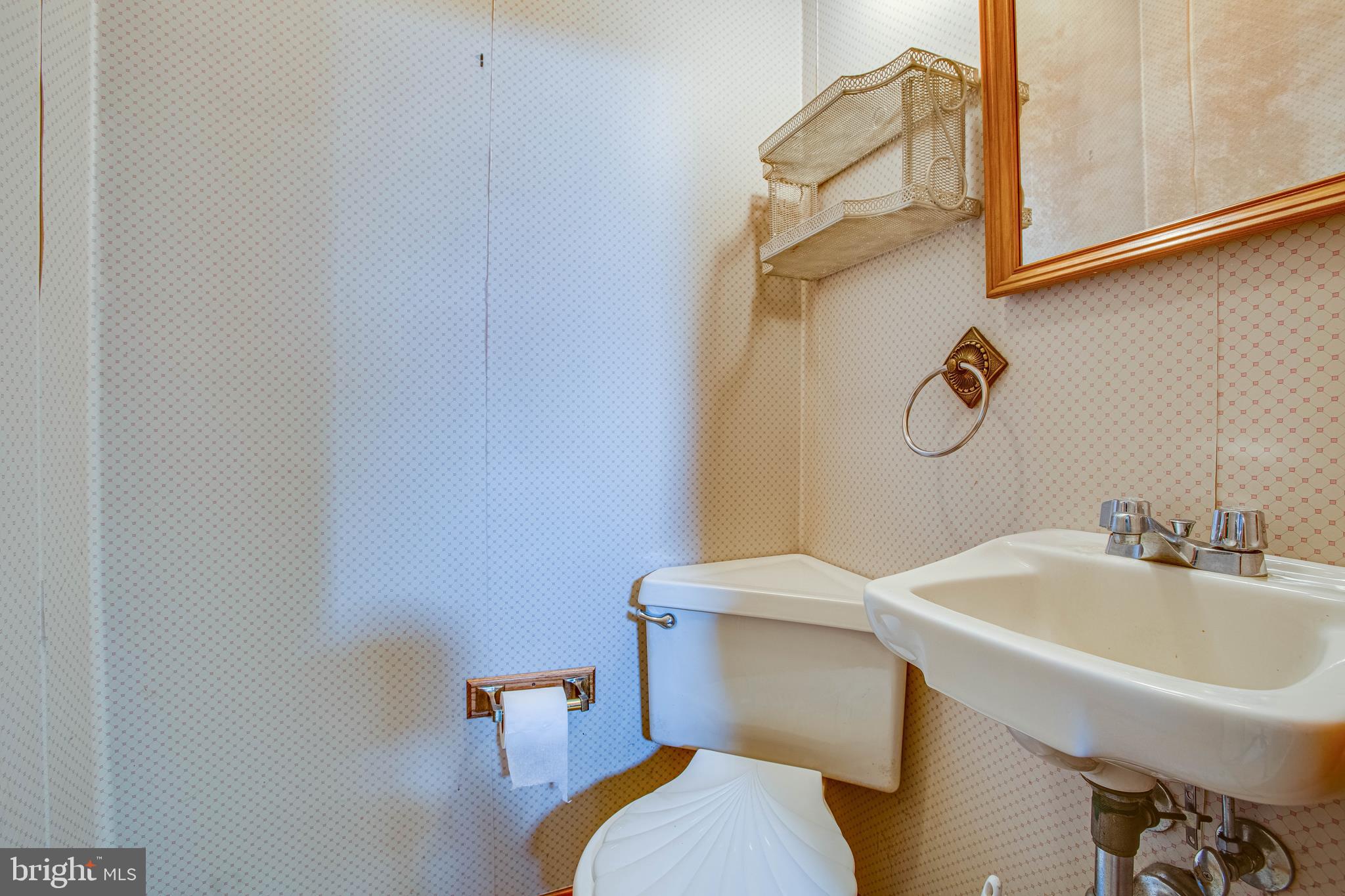 11358 Ridge Road King George, VA 22485 - Photo 26 of 31 Half bath
