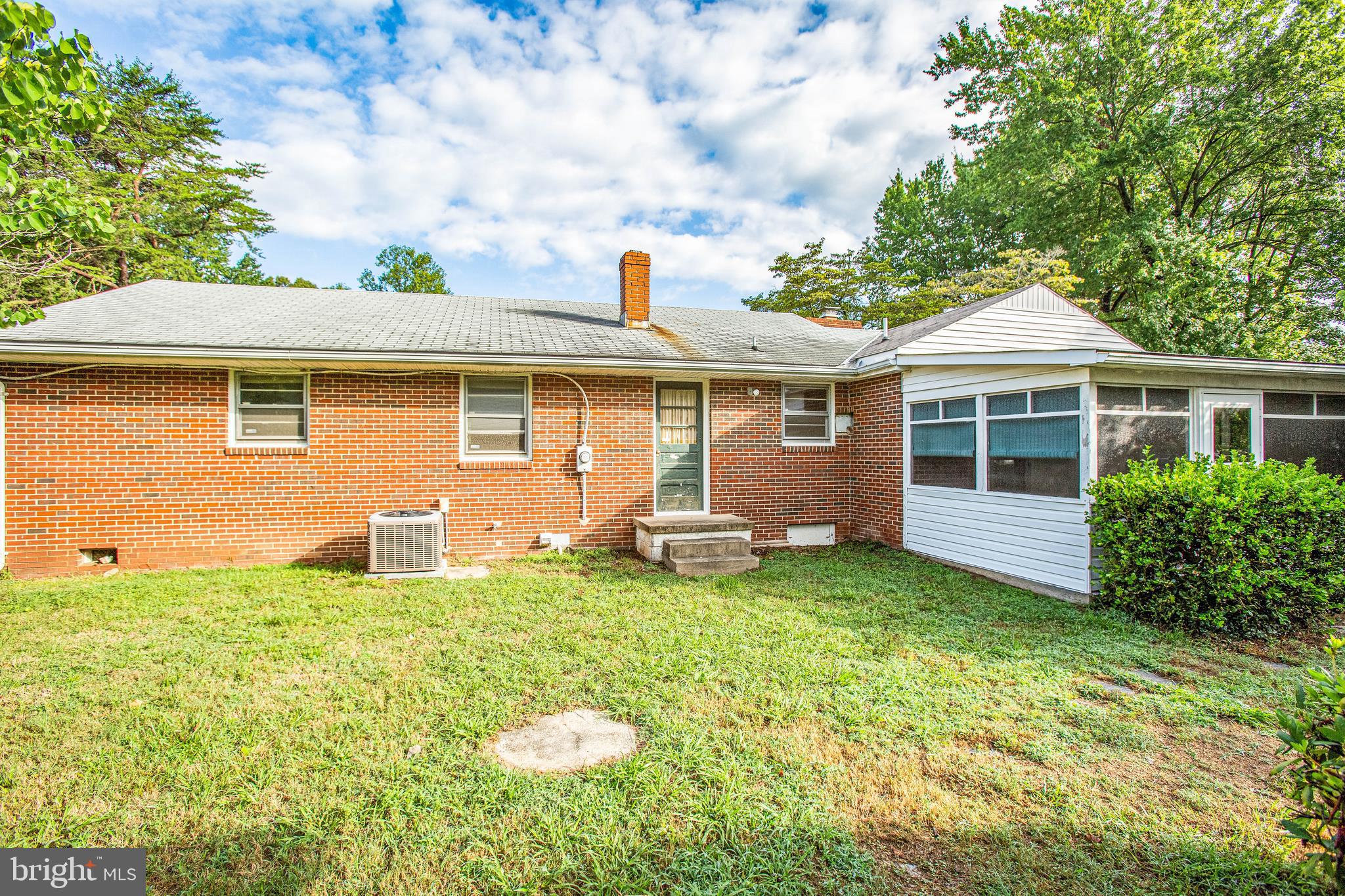 11358 Ridge Road King George, VA 22485 - Photo 6 of 31 Backyard