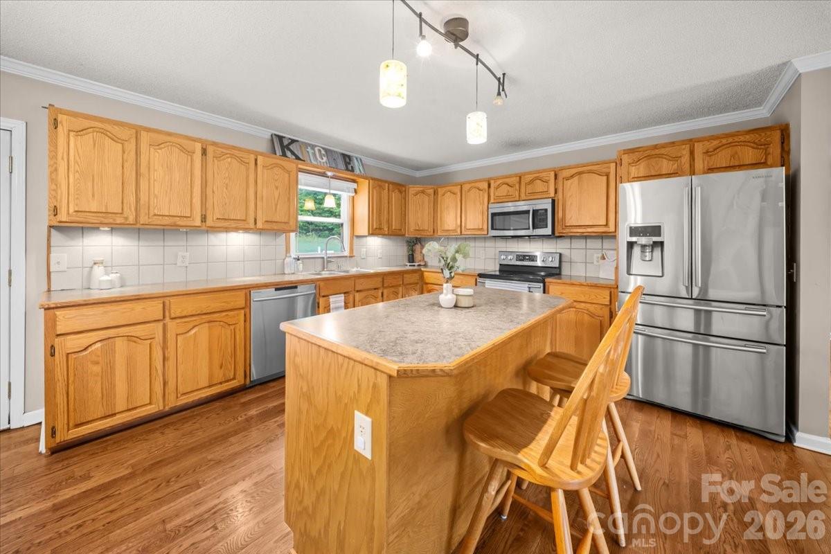 4690 Celia Creek Road Lenoir, NC 28645 - Photo 10 of 32