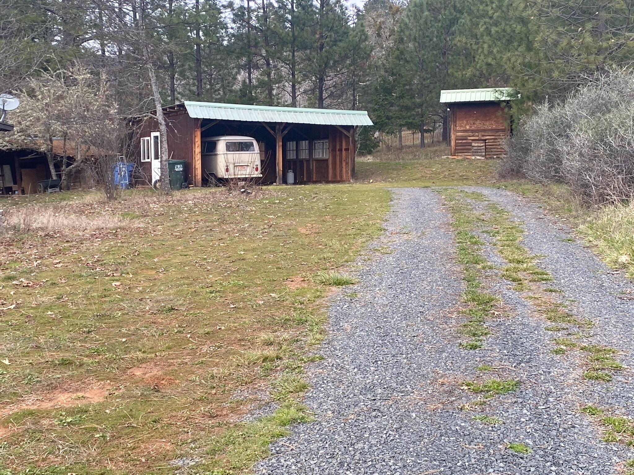 282 Reagor Lane Cave Junction, OR 97523 - Photo 3 of 32 IMG_8690
