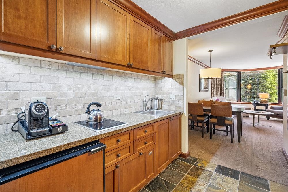 400 Resort Road, Unit 809811 Olympic Valley, CA 96146 - Photo 5 of 25