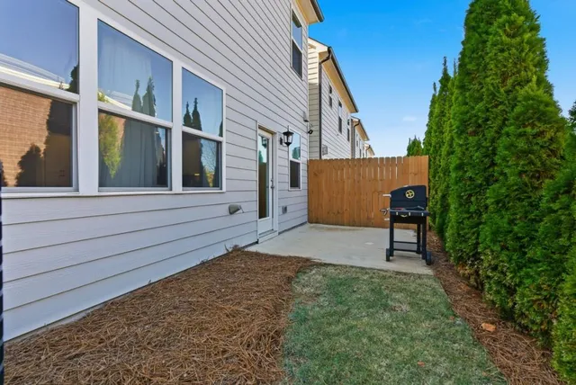 $425,000 | 319 Hayden Circle, Woodstock, GA 30189