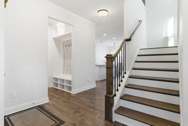 $425,000 | 319 Hayden Circle, Woodstock, GA 30189