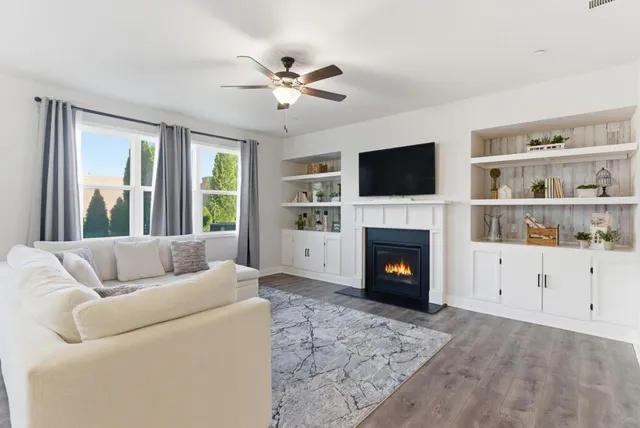 $425,000 | 319 Hayden Circle, Woodstock, GA 30189