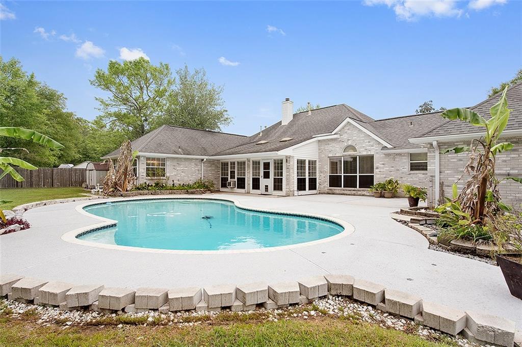 1305 Spring Ridge Circle Slidell, LA 70461 - Photo 14 of 15