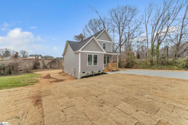 $265,000 | 193 Dodd Street, Wellford, SC 29385
