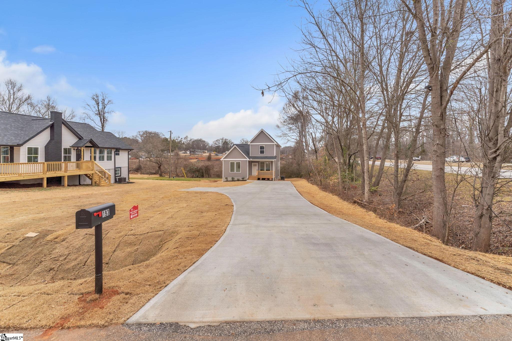 193 Dodd Street Wellford, SC 29385 - Photo 4 of 33