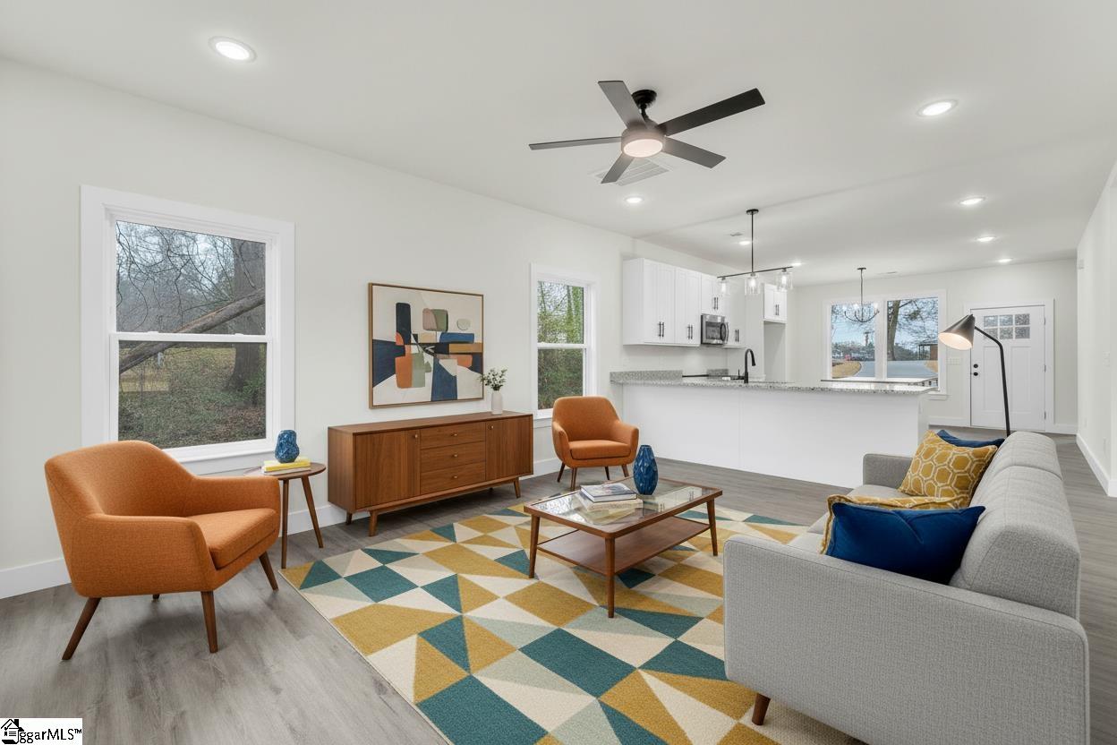 193 Dodd Street Wellford, SC 29385 - Photo 5 of 33