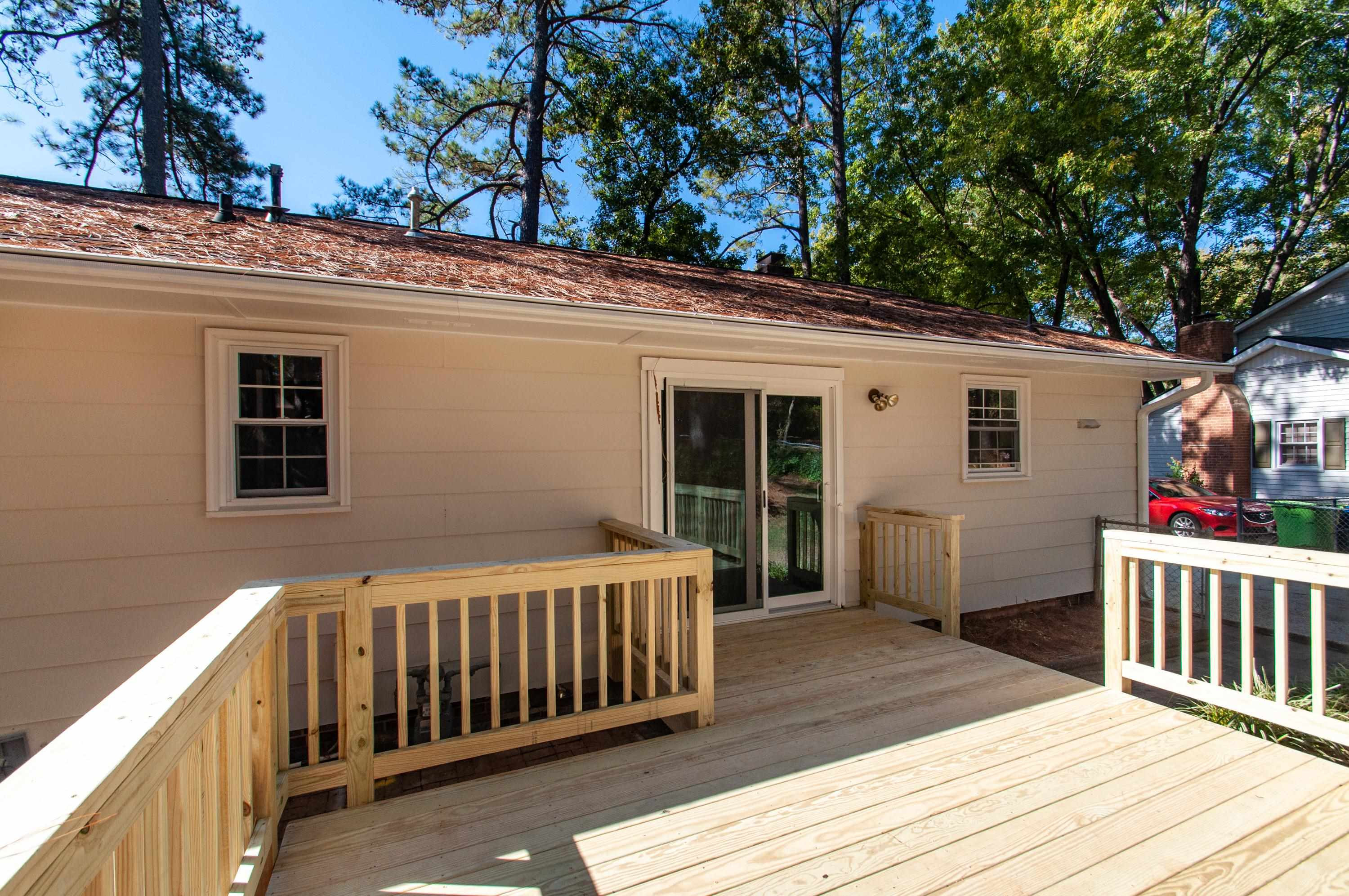 5813 Caledonia Street Raleigh, NC 27609 - Photo 31 of 50 Deck