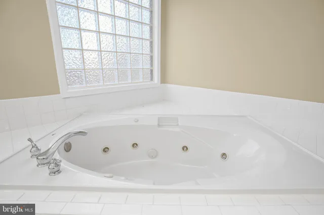 $915,000 | 10504 Big Horn Drive, Spotsylvania, VA 22553