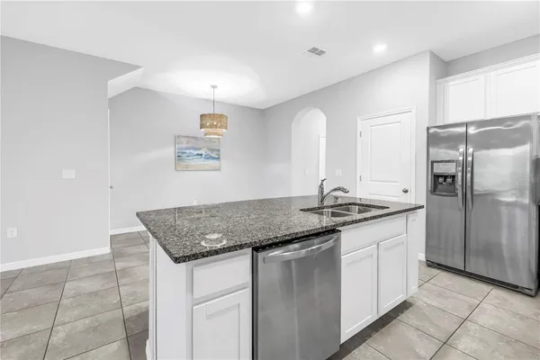 $2,650 | 8685 Daydream Street, Sarasota, FL 34238