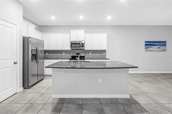 $2,650 | 8685 Daydream Street, Sarasota, FL 34238