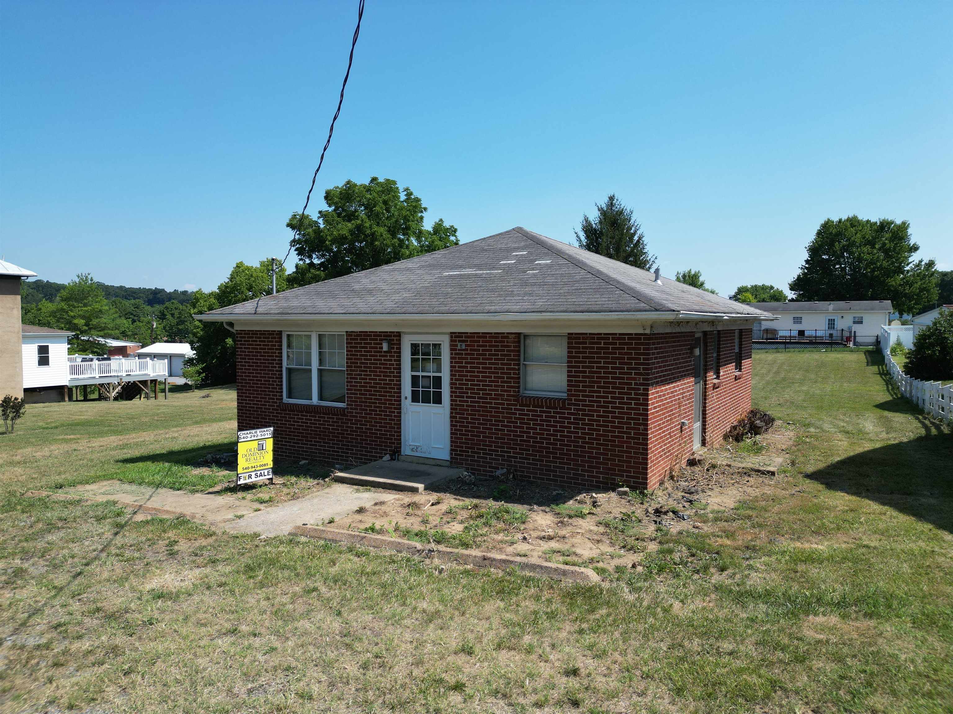 190 Houff Road Weyers Cave, VA 24486 - Photo 2 of 19 Gallery Image 2