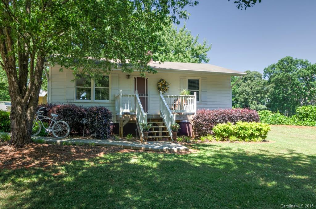 21601 Shearer Road Davidson, NC 28036 - Photo 2 of 21 Gallery Image 2