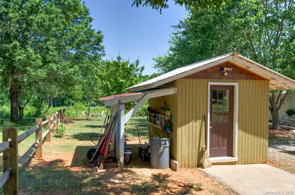 21601 Shearer Road Davidson, NC 28036 - Photo 11 of 21 Gallery Image 11