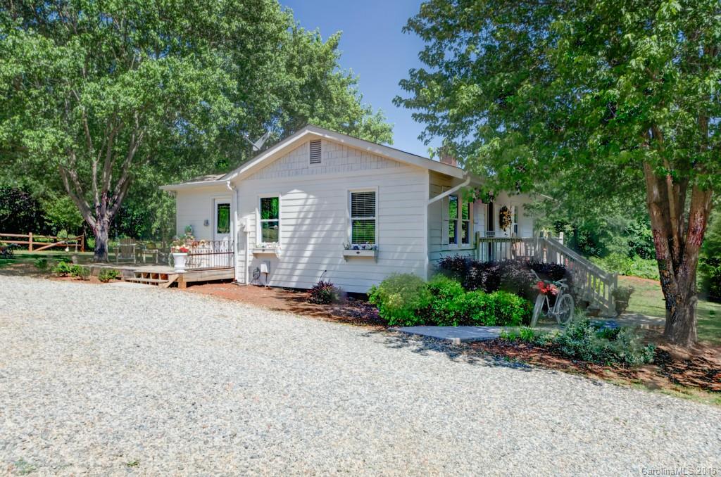 21601 Shearer Road Davidson, NC 28036 - Photo 12 of 21 Gallery Image 12